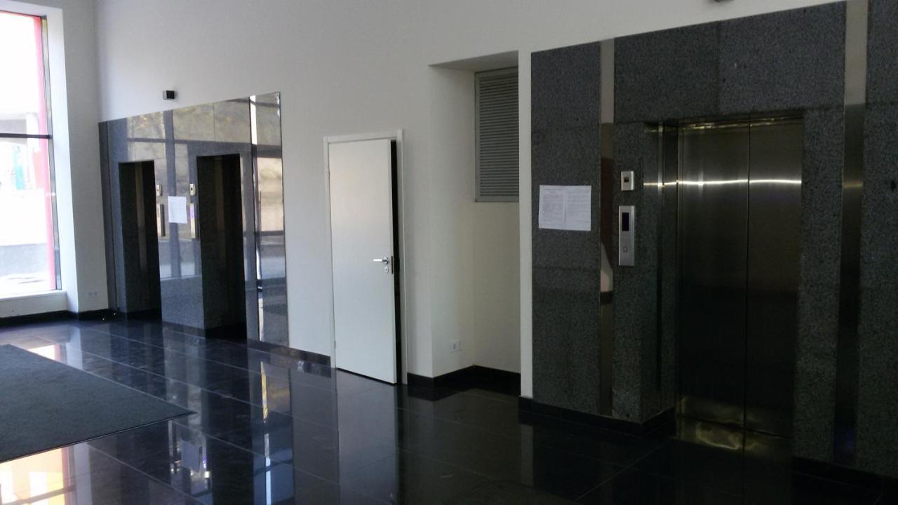 Apartamento Loft Smart House Kiev Exterior foto