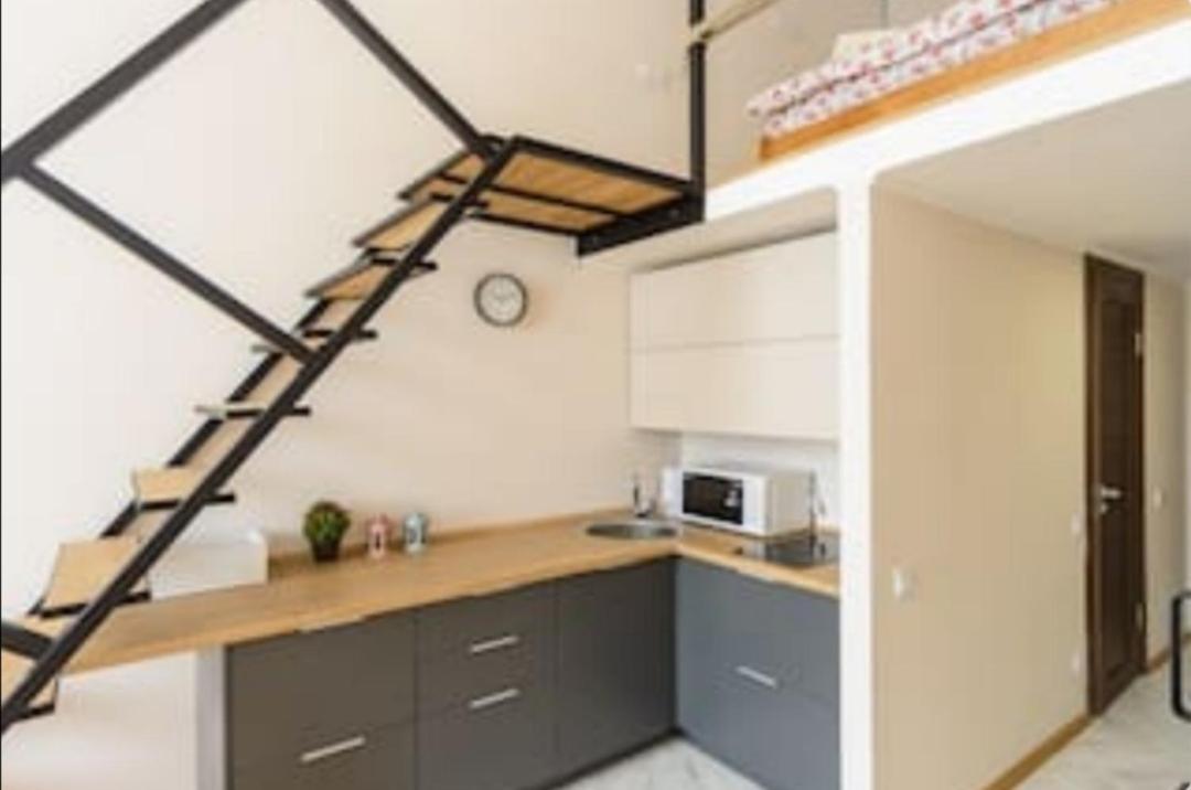 Apartamento Loft Smart House Kiev Exterior foto