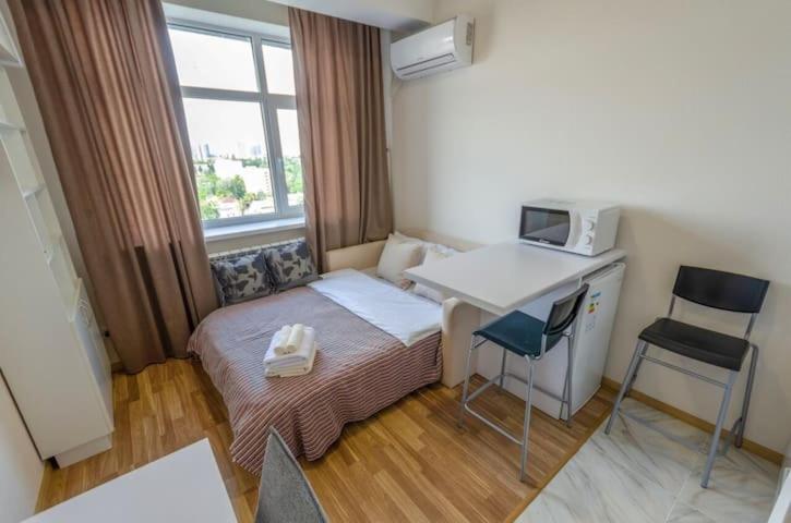 Apartamento Loft Smart House Kiev Exterior foto