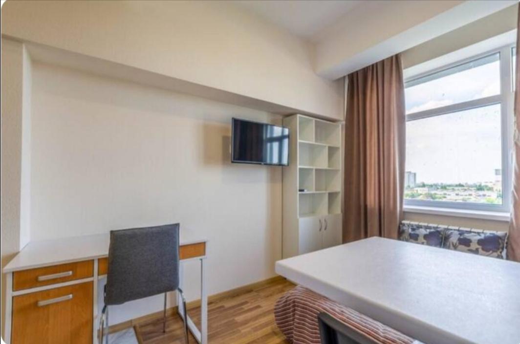 Apartamento Loft Smart House Kiev Exterior foto