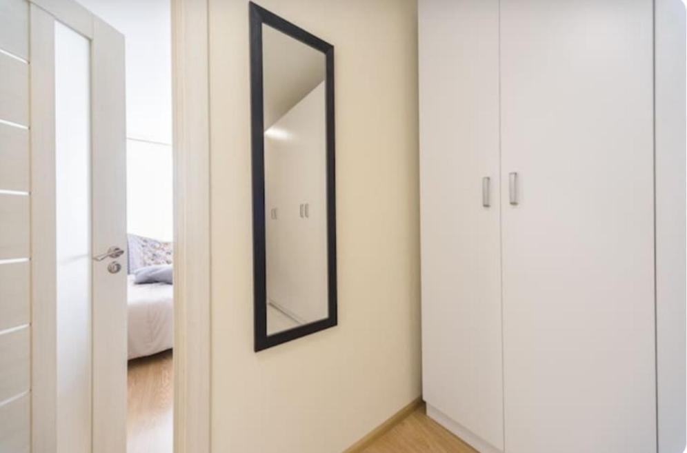 Apartamento Loft Smart House Kiev Exterior foto